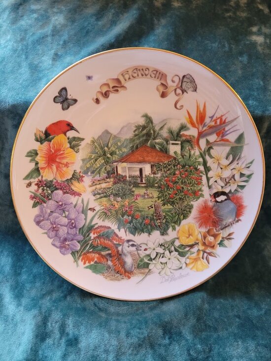 Reco International Other - Vintage 1989 Hawaiian Garden Plate Dot Barlowe Gardens of Beauty Reco